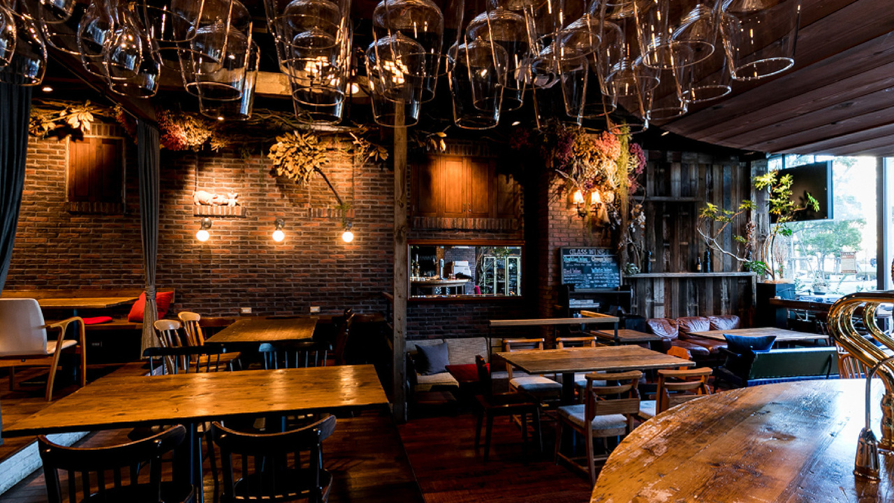 bistro& grill me at parkで働く人の写真1枚目