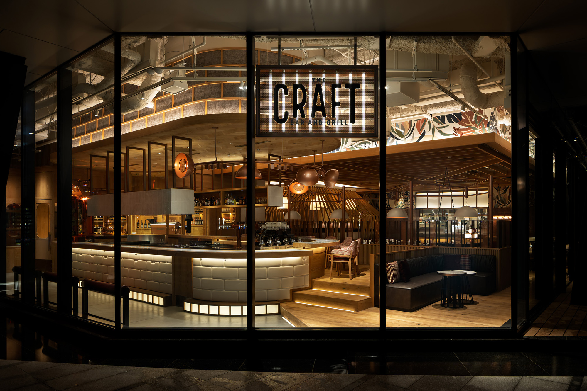 株式会社HUGE-The CRAFT Bar and Grill 4枚目