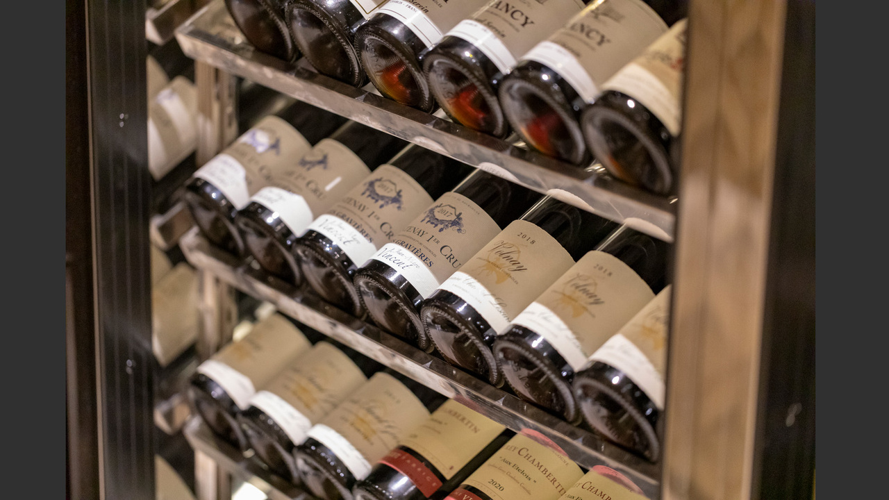 赤坂 桃の木で働く人の写真1枚目