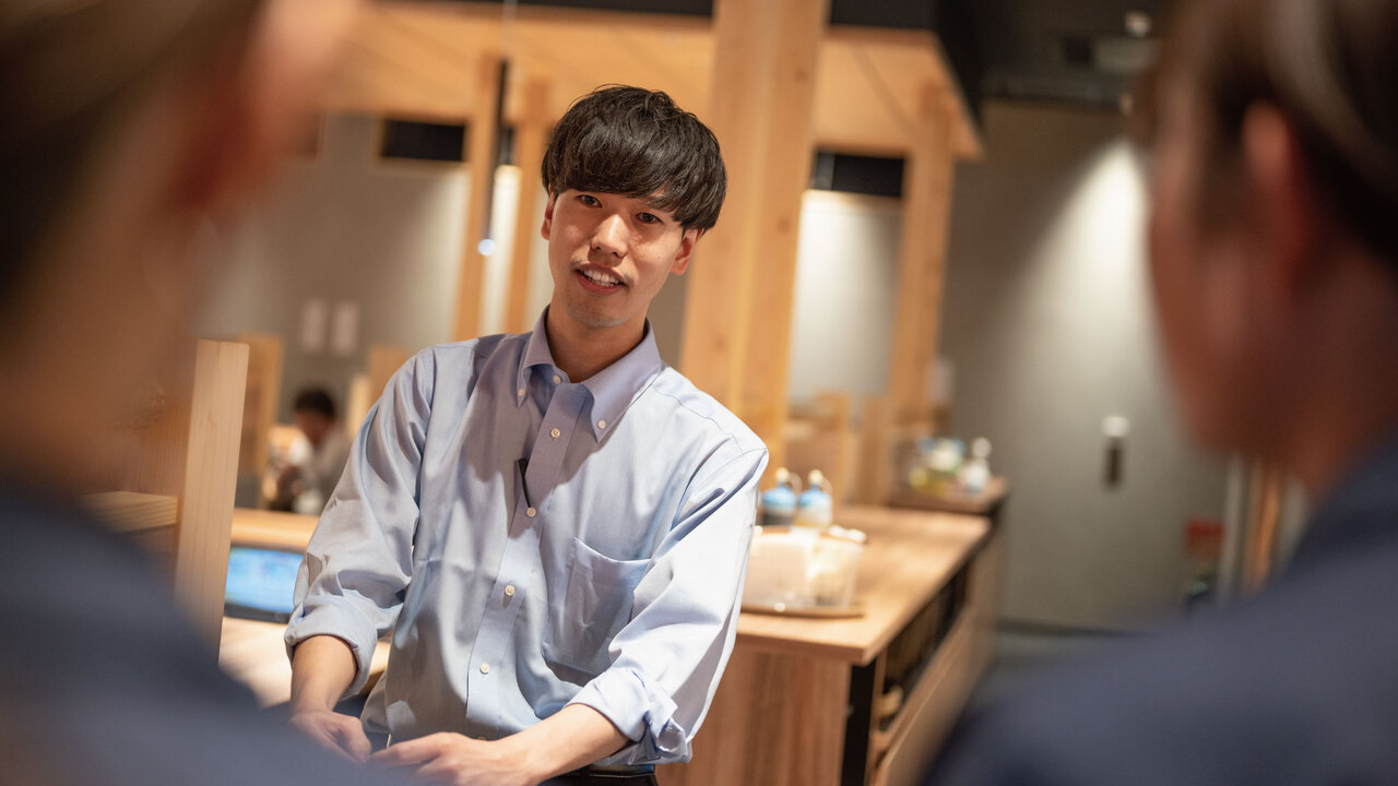 どんどん亭で働く人の写真2枚目