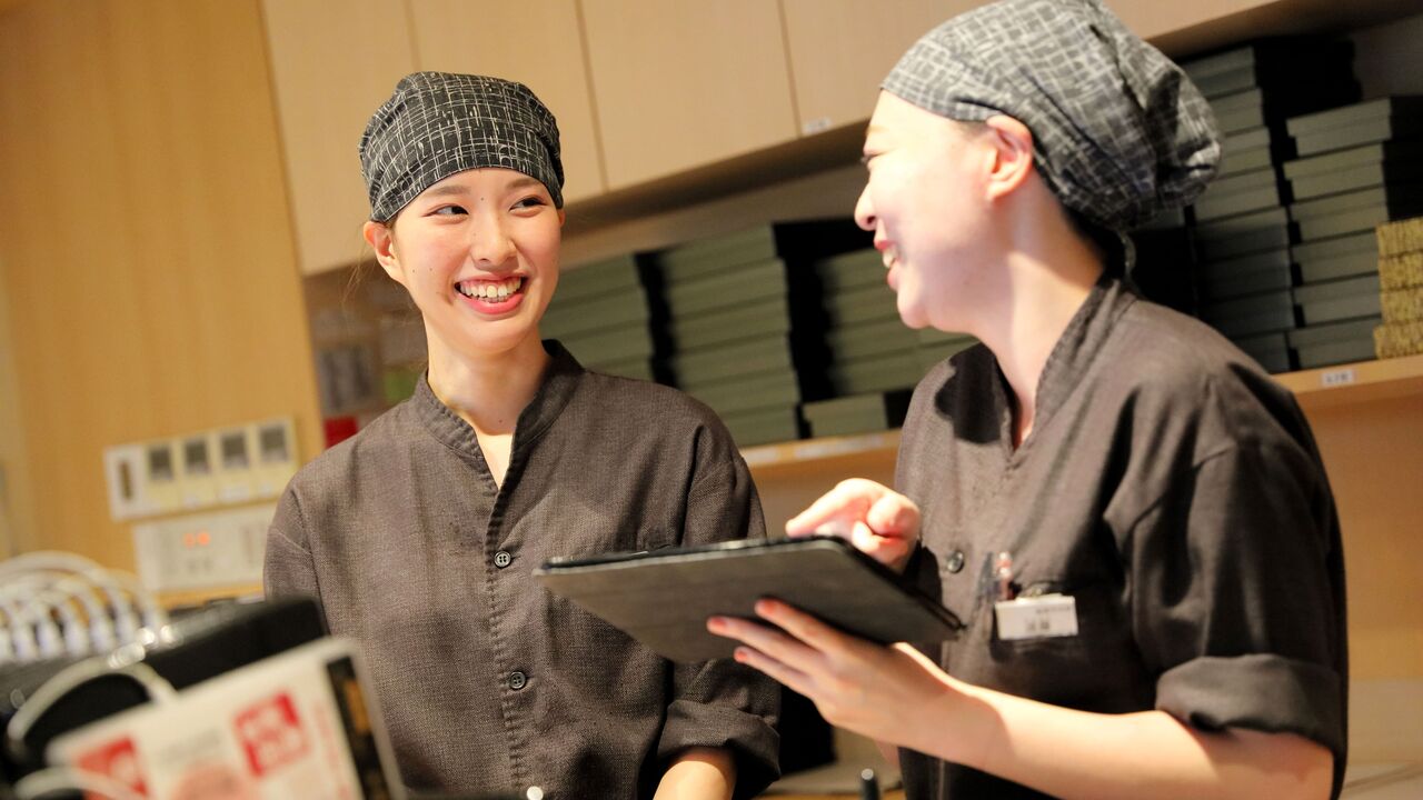 銀座鮨正で働く人の写真3枚目
