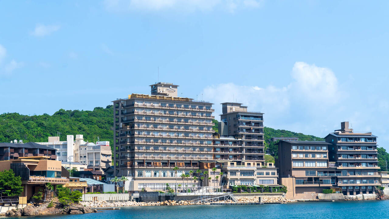 ホテルニューアワジの事業内容の写真1枚目