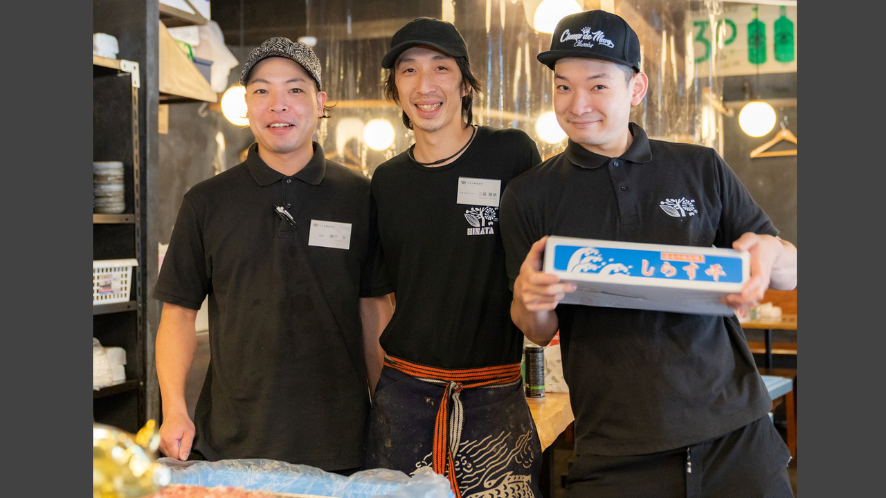 やきとんひなたで働く人の写真3枚目
