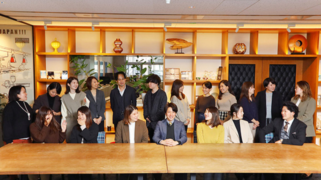 CEDAR THE CHOP HOUSE ＆ BARで働く人の写真1枚目