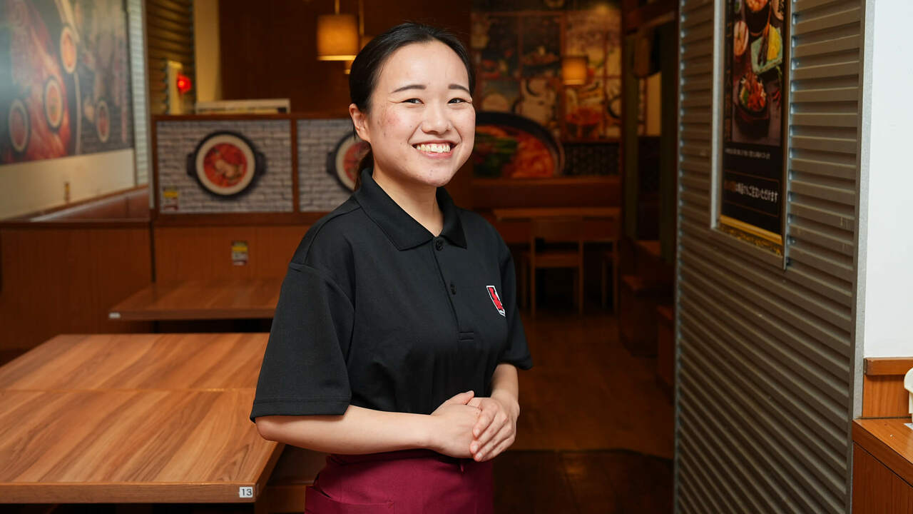 赤からで働く人の写真1枚目