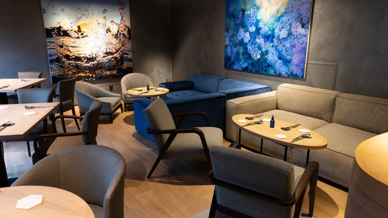 Bar Dining FIVE Arrowsの事業内容の写真1枚目