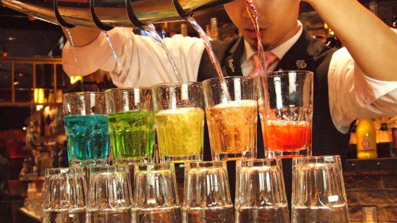 ダイニングダーツバーBeeの事業内容の写真3枚目