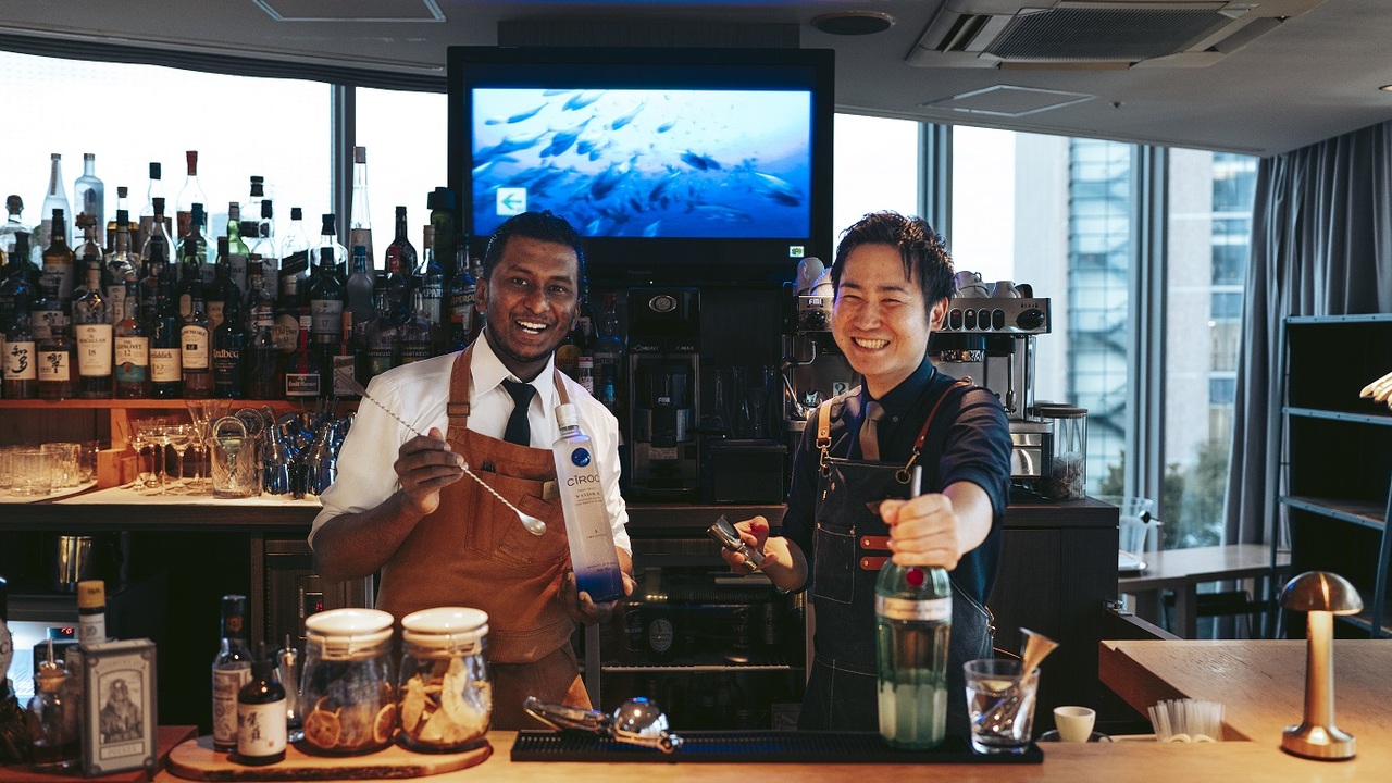 246Loungeで働く人の写真1枚目