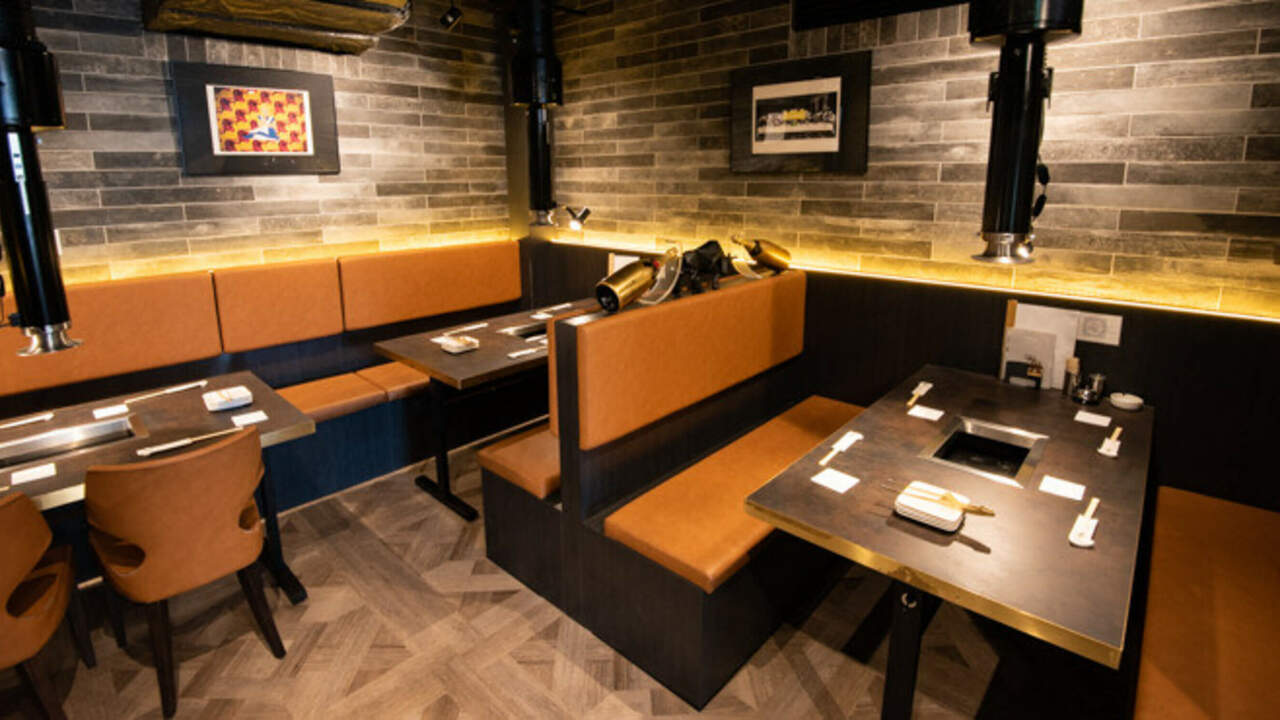 金の肉人 で働く人の写真1枚目