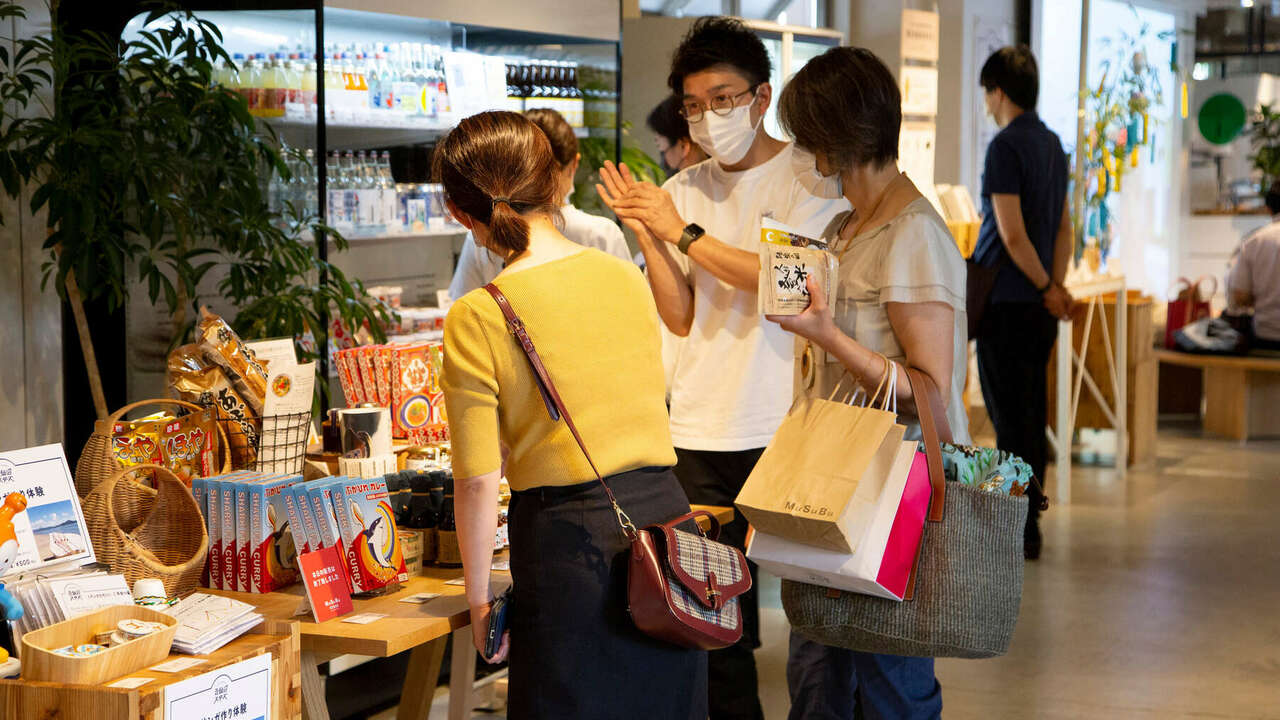 FOOD BASE KITCHENで働く人の写真4枚目