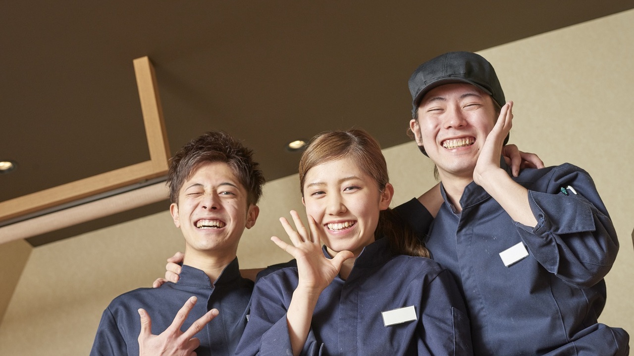 しゃぶしゃぶ温野菜で働く人の写真1枚目