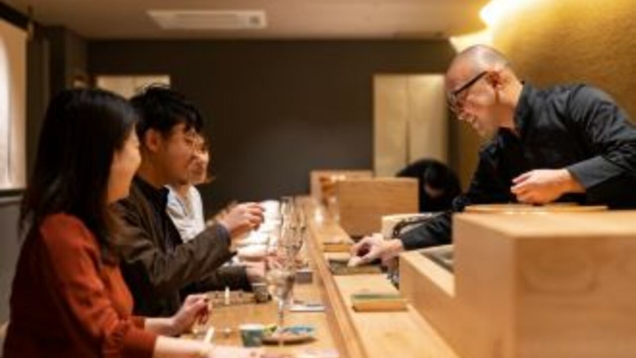 SUSHI BANYA KAIで働く人の写真3枚目