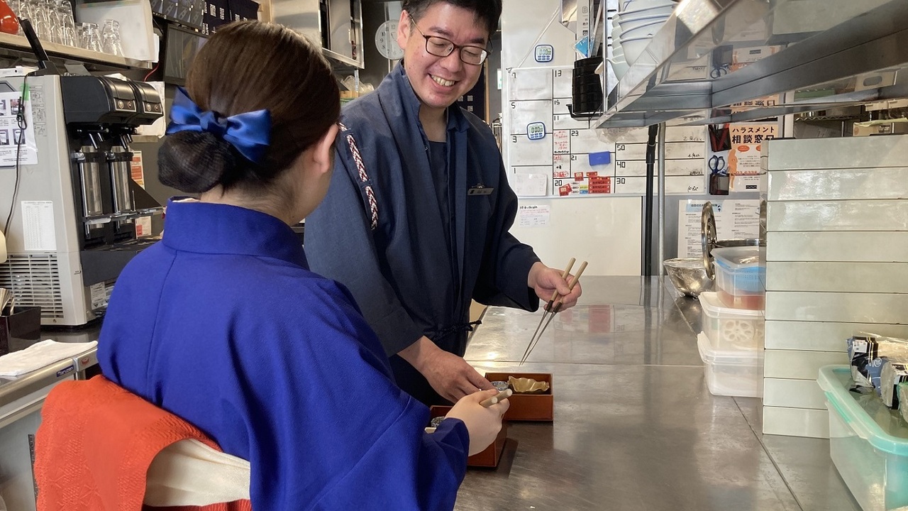 瓢嘻で働く人の写真2枚目