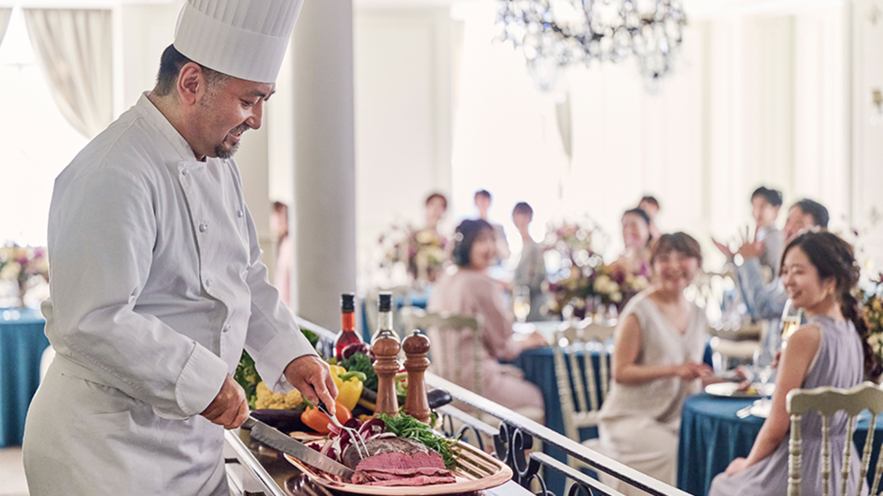 ラ・バンク・ド・ロア（横浜市指定有形文化財）で働く人の写真2枚目