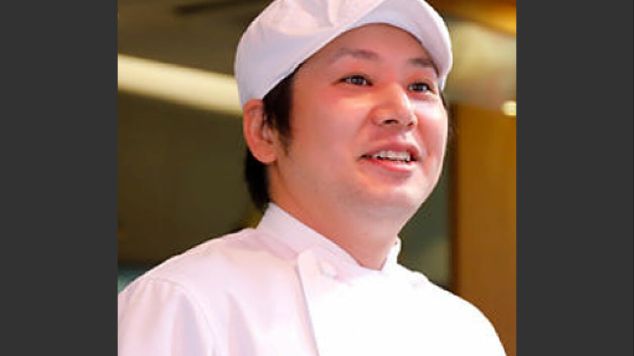 神戸南京町　皇蘭で働く人の写真1枚目