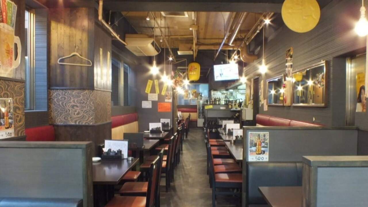 博多もつ鍋　水炊き　鉄なべ餃子　ばりスタの事業内容の写真1枚目