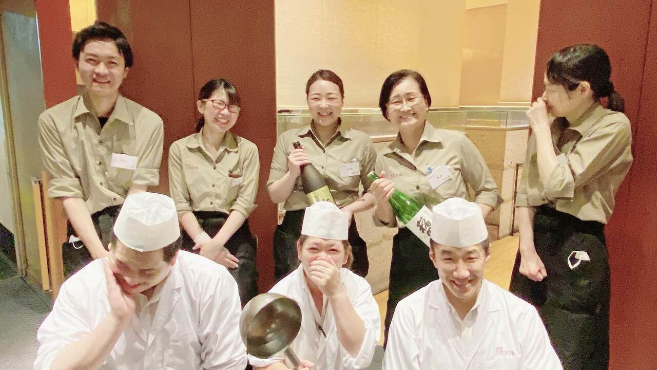 個室処 稲田屋で働く人の写真1枚目