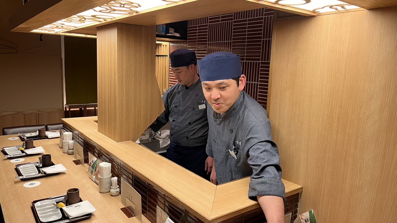 新宿立吉で働く人の写真2枚目