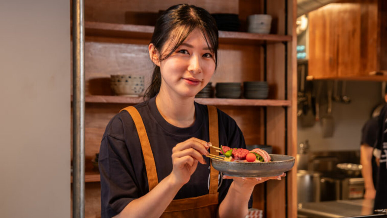 梅田焼き鳥倶楽部で働く人の写真4枚目