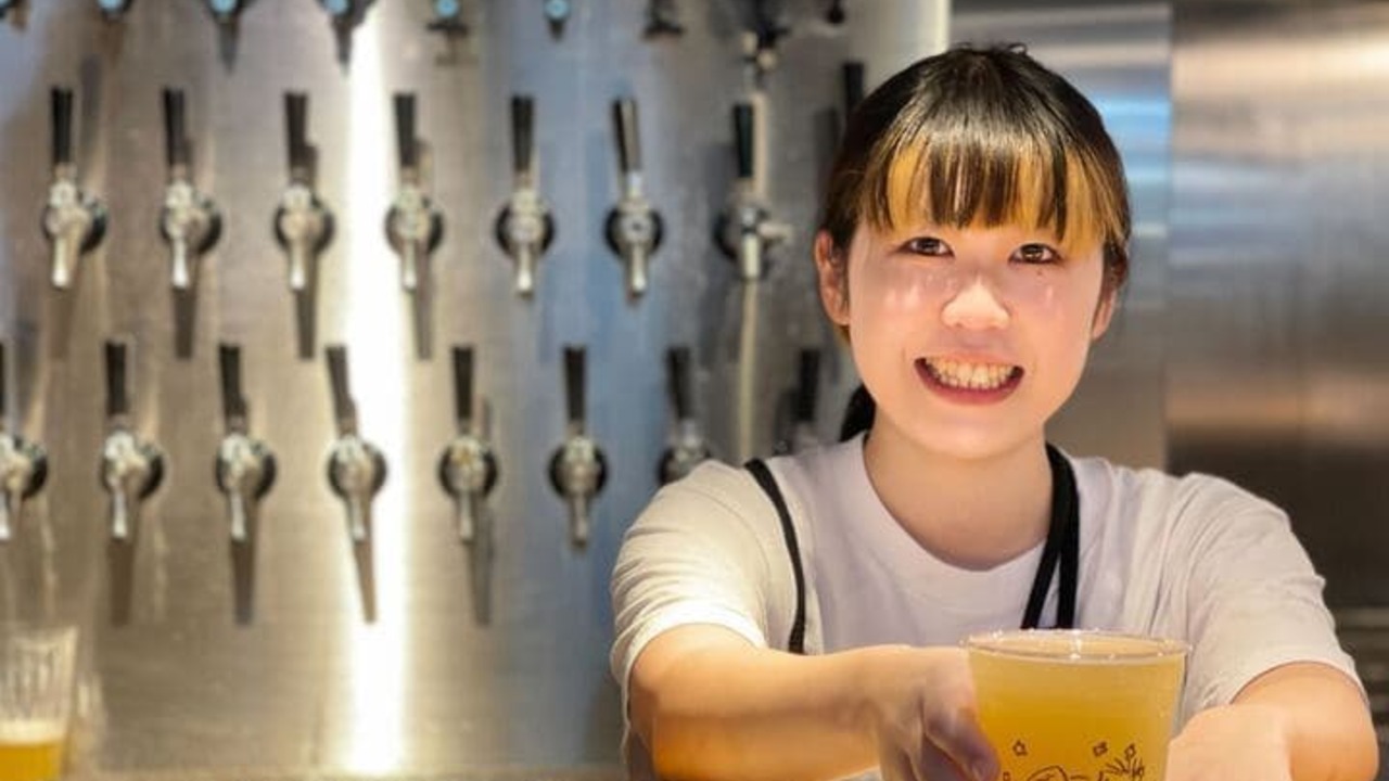 スタンドうみねこで働く人の写真2枚目