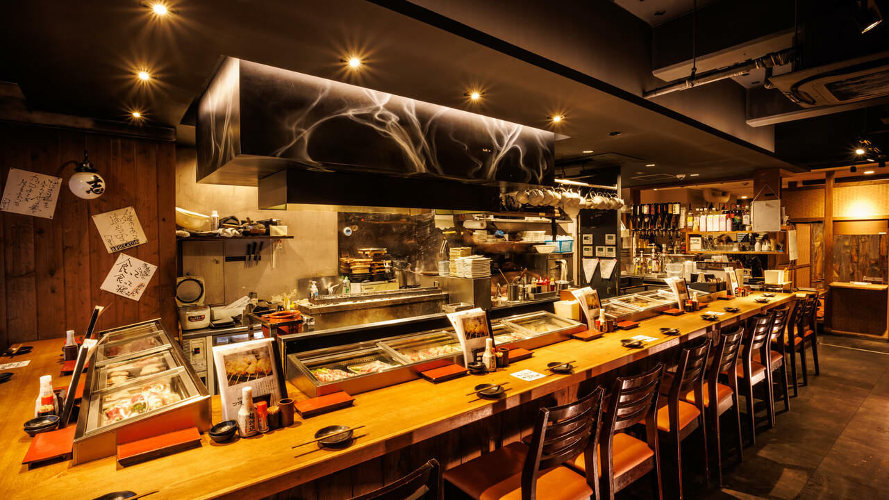 博多串焼と刺身 ココロザシの事業内容の写真1枚目