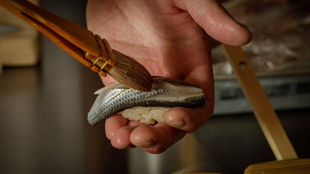 桜山鮨食人 五と二の事業内容の写真2枚目