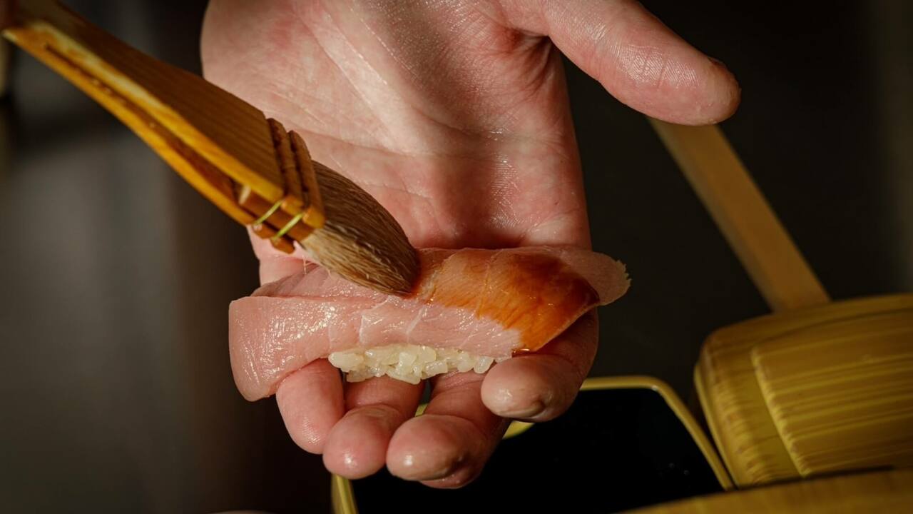 桜山鮨食人 五と二の事業内容の写真4枚目