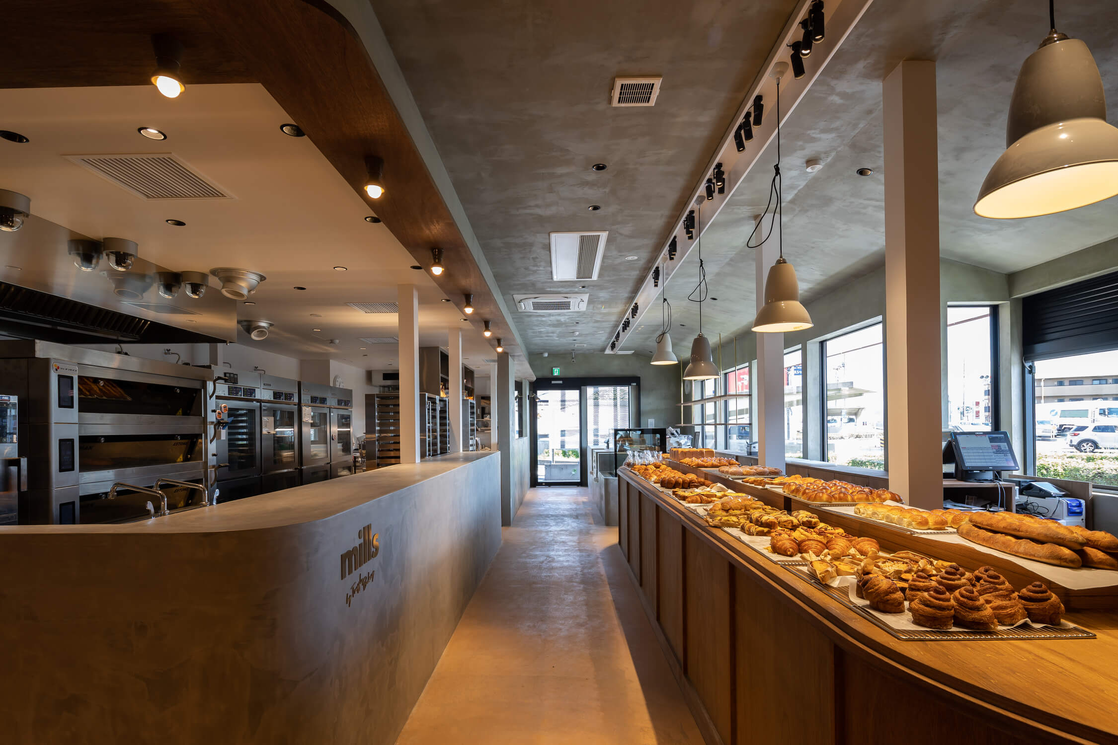 有限会社メイプルハウス-mills by TruffleBAKERY 1枚目