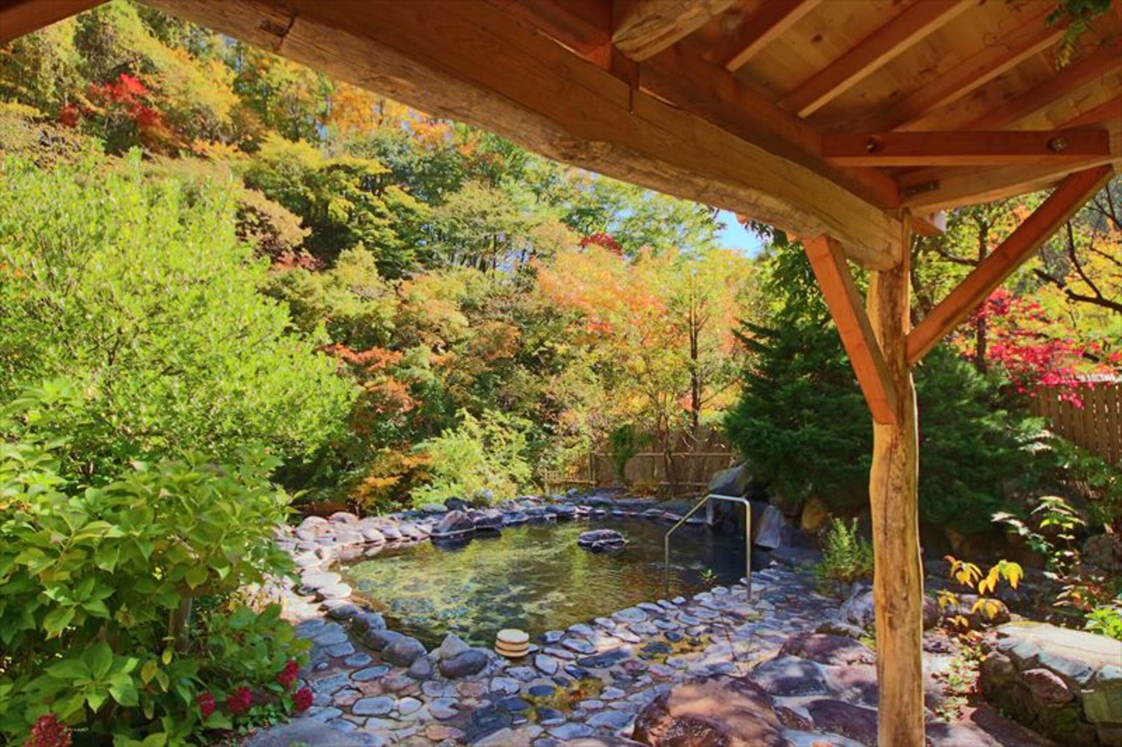 星ヶ岡山荘有限会社-六合 尻焼温泉 星ヶ岡山荘 2枚目