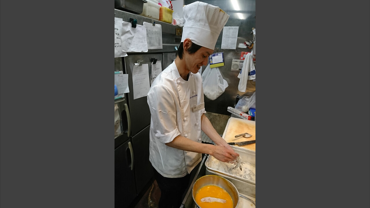 とんかつ　マ・メゾンで働く人の写真2枚目