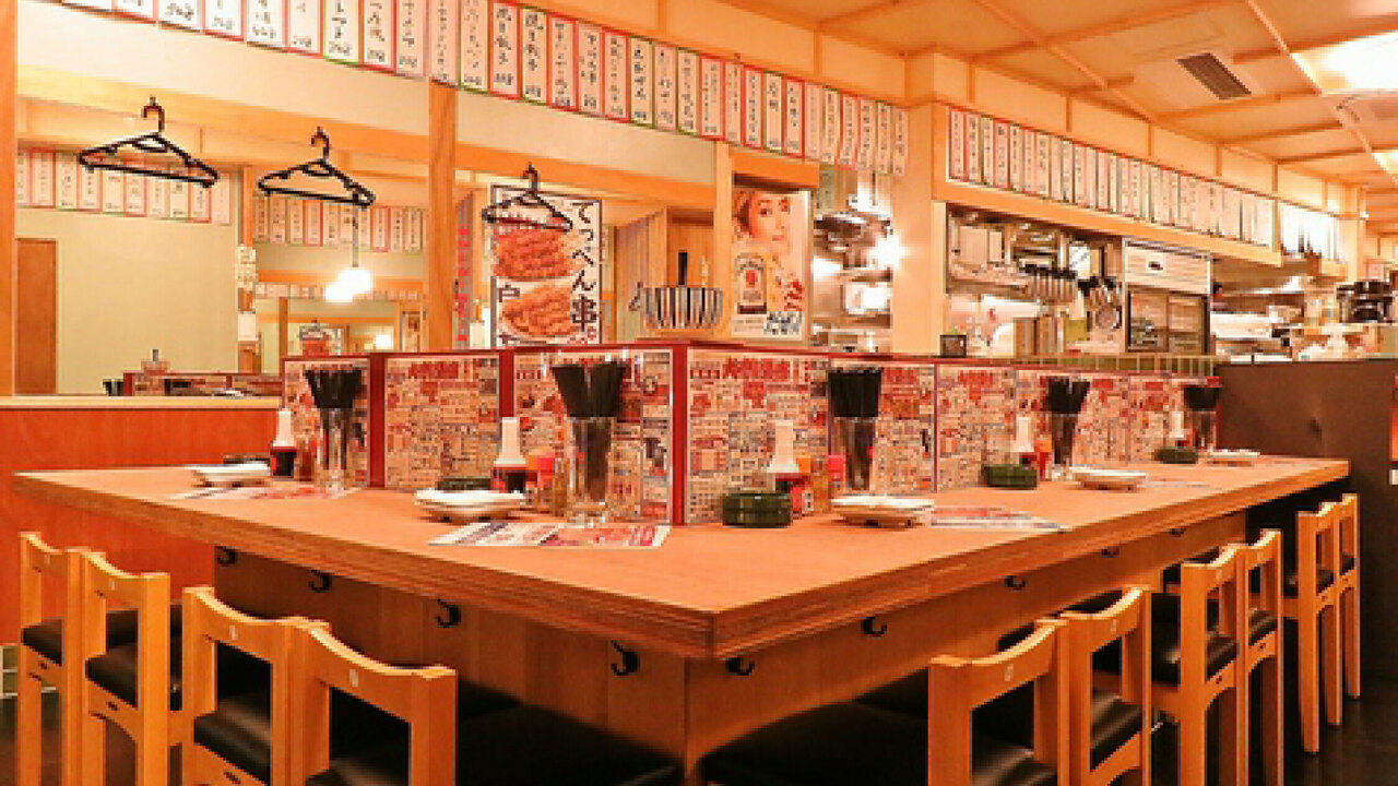 しろくまストアで働く人の写真1枚目