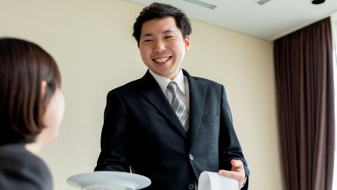 中国料理 東天紅で働く人の写真4枚目