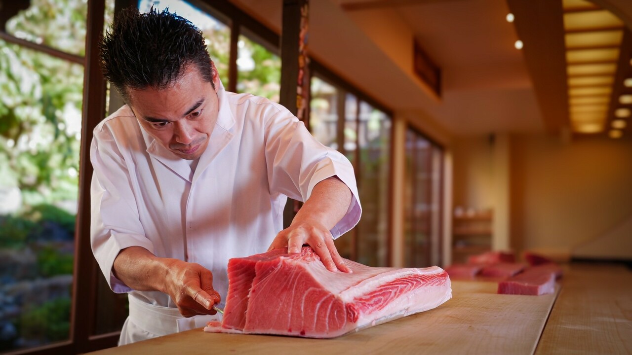 鮨屋 与兵衛で働く人の写真1枚目
