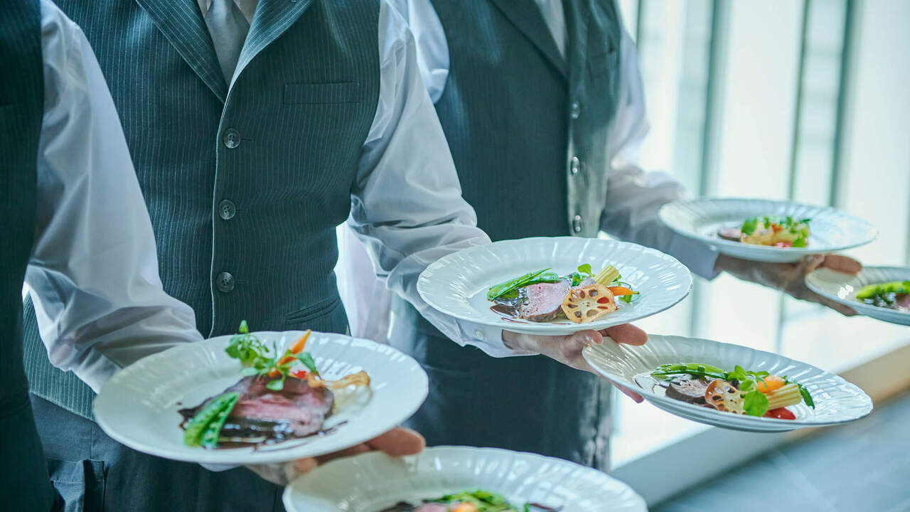 THE STRINGS HAKATA(ザ ストリングス 博多)で働く人の写真4枚目