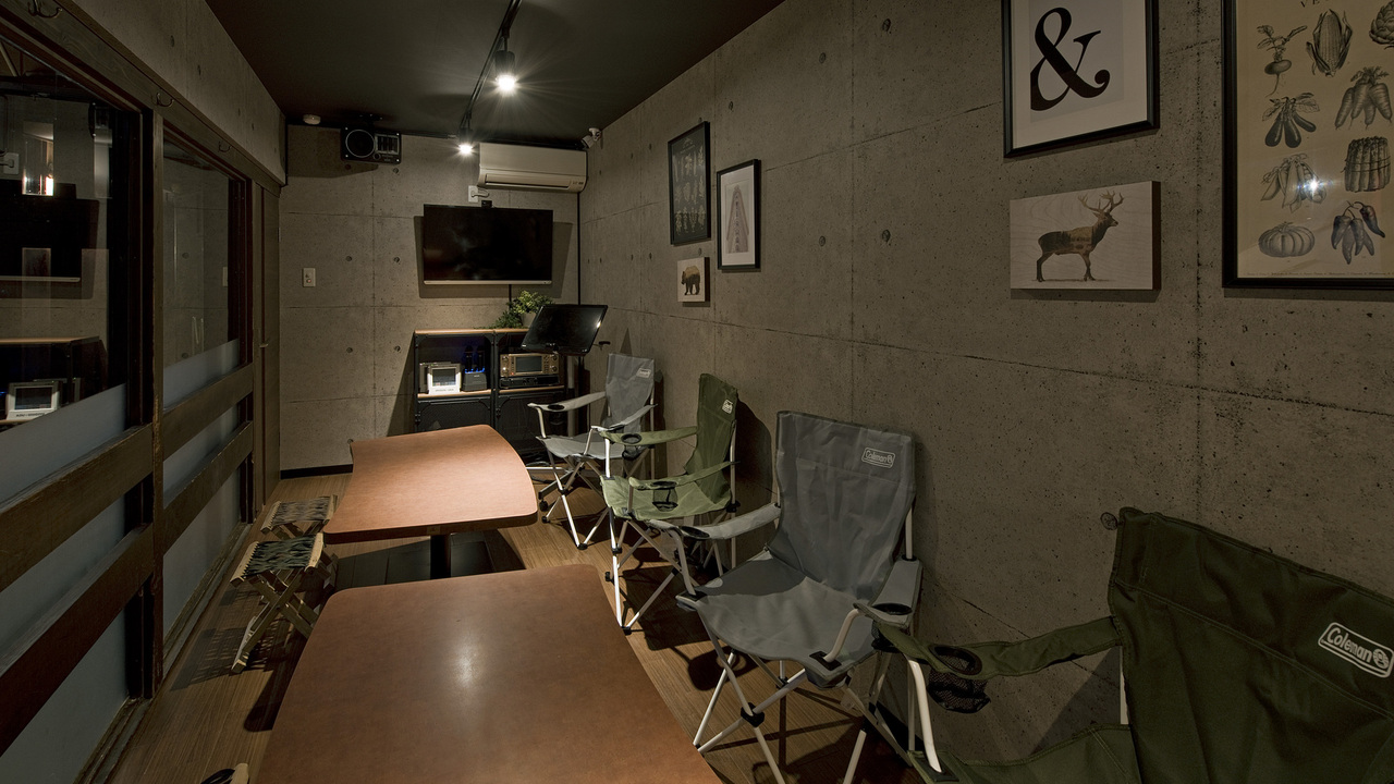 WINE&BBQ ANA BARで働く人の写真2枚目