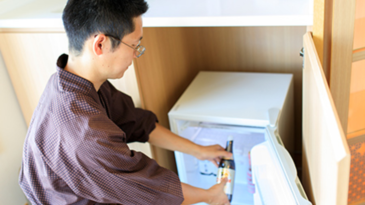 食べるお宿浜の湯で働く人の写真4枚目