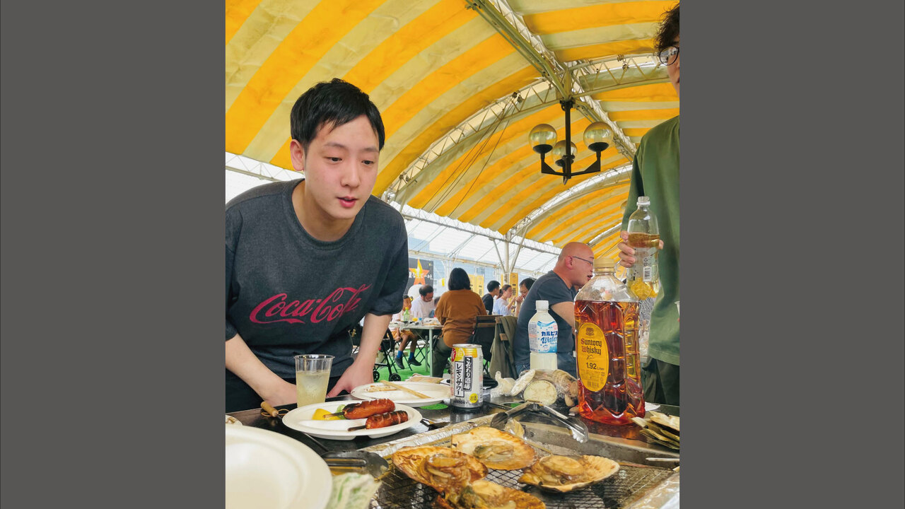 京とんちん亭で働く人の写真4枚目