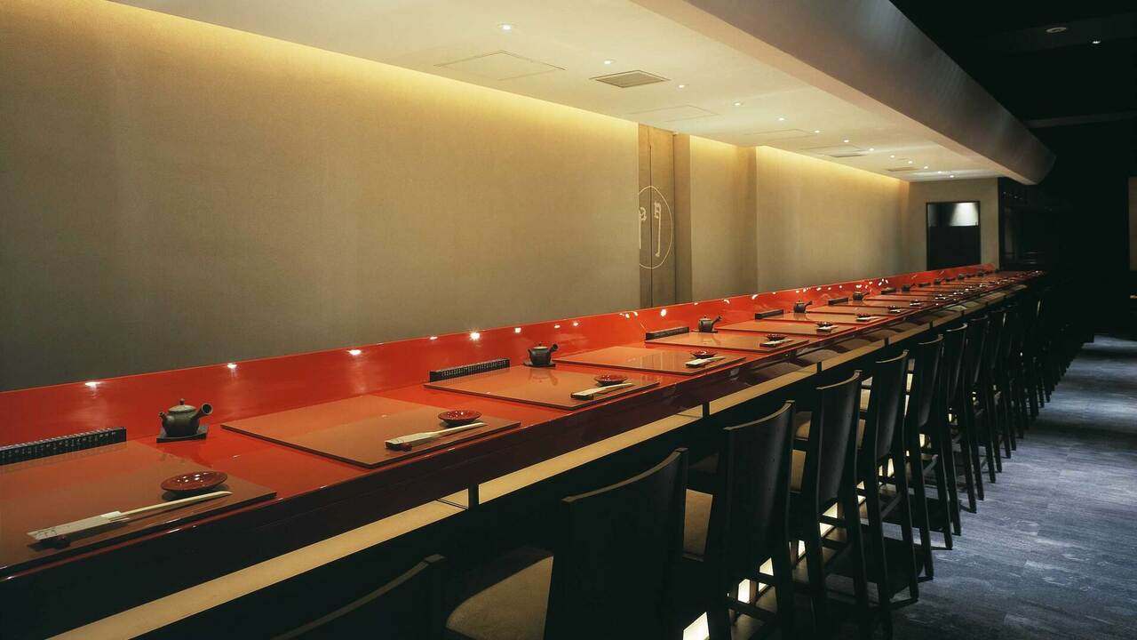 銀座 鰤門（しもん）の事業内容の写真1枚目