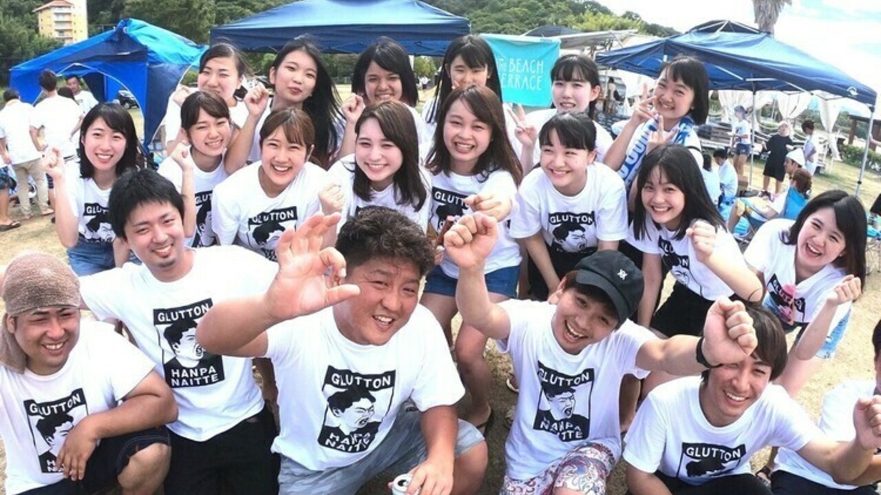 肉屋いちゆくで働く人の写真1枚目