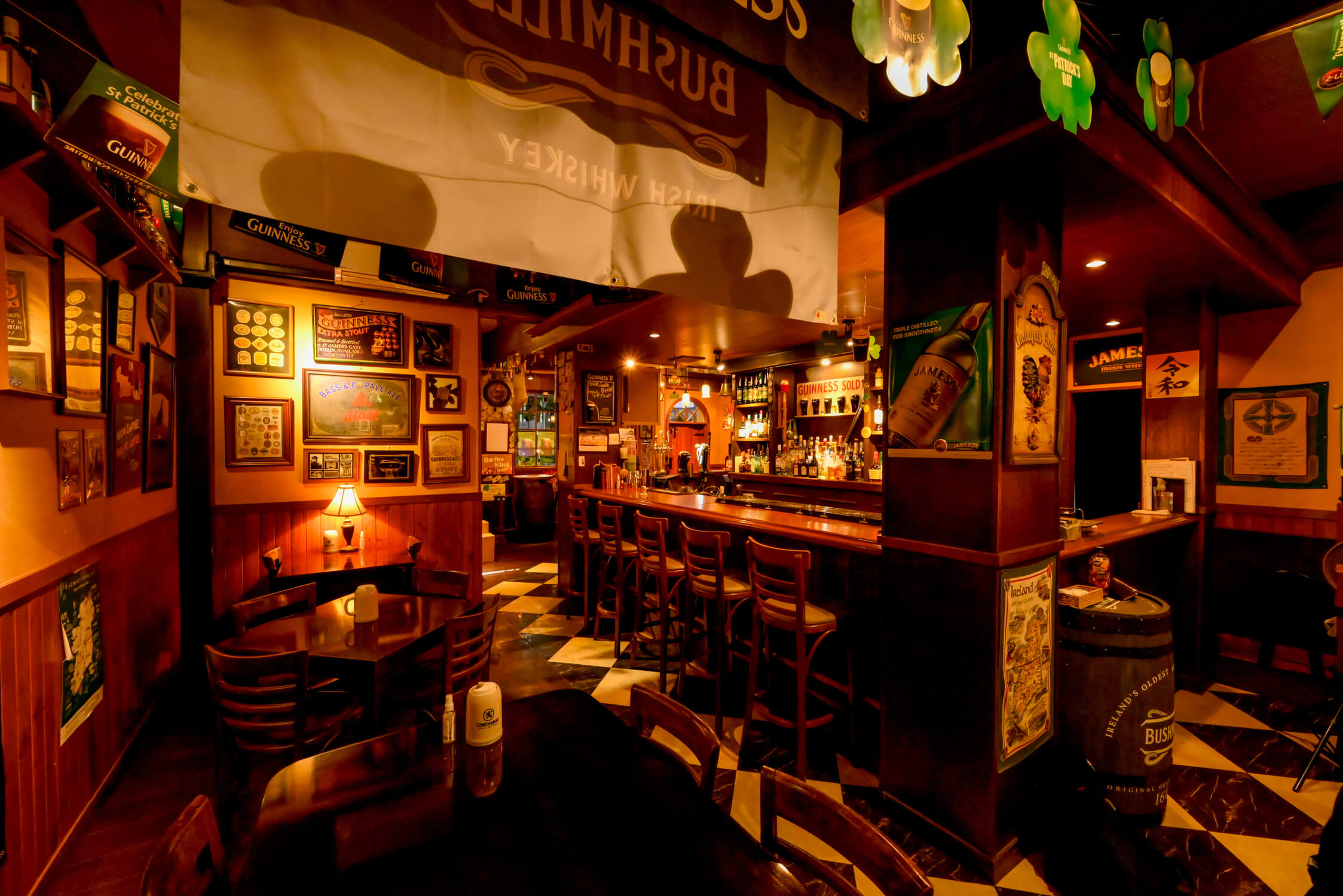 日本グロース・キャピタル株式会社-The Smuggler's IRISH PUB（アイリッシュパブ スマグラーズ） 1枚目