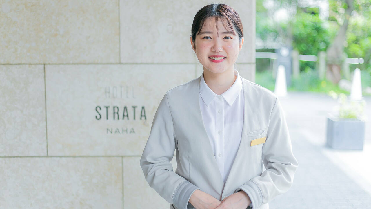 ホテルストレータ那覇で働く人の写真1枚目