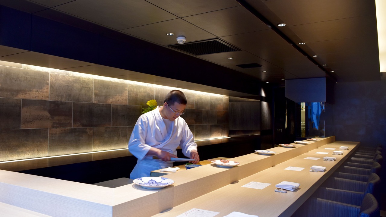 麻布十番　鮨　無銘の事業内容の写真3枚目