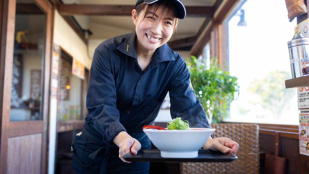 らーめん八角で働く人の写真2枚目