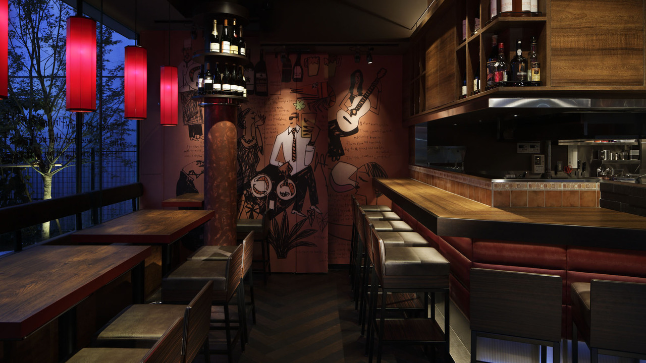 シュリンプガーデンで働く人の写真1枚目