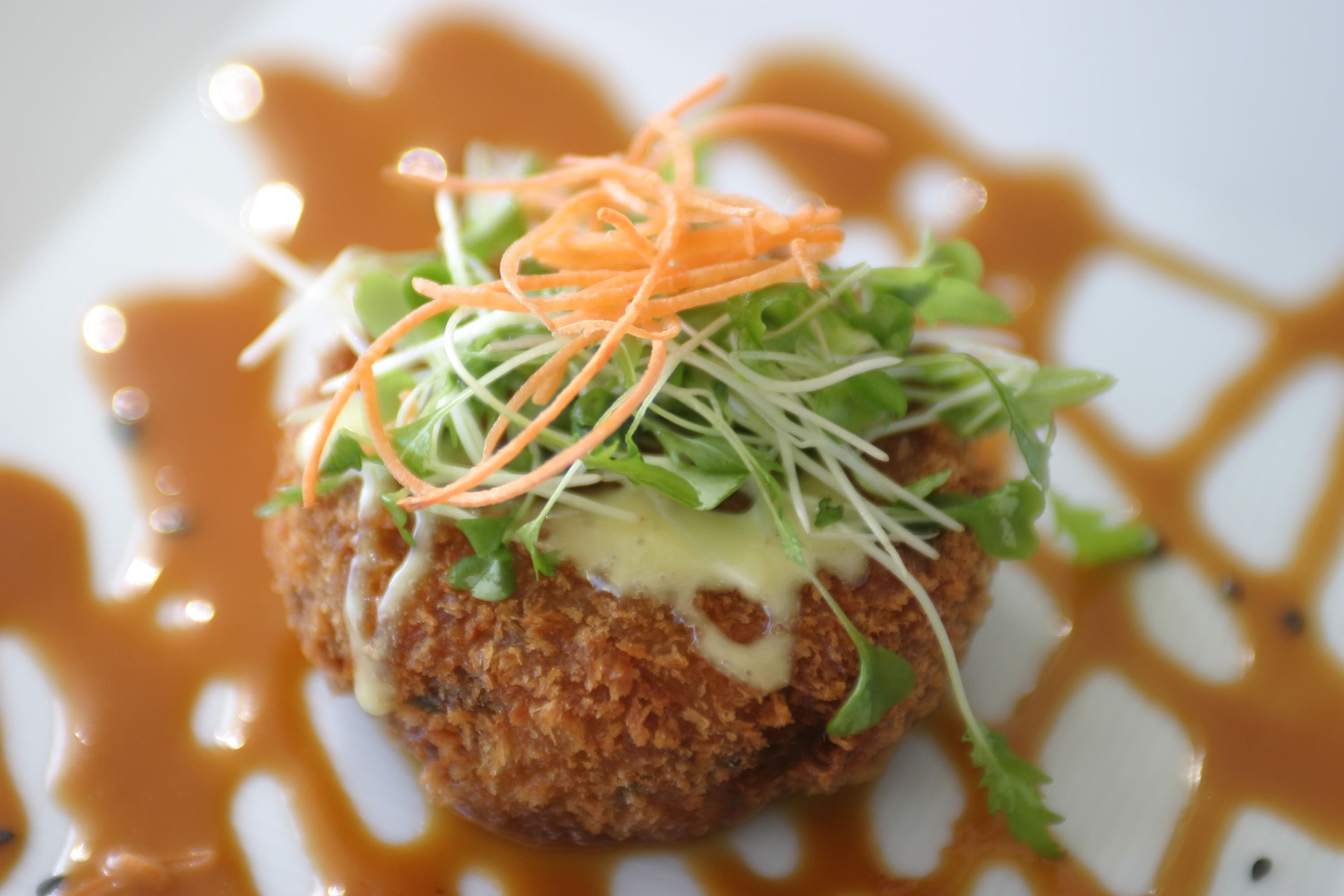 有限会社ミラータワー-「洋食おがた」緒方博行シェフ監修。10月新店オープンの洋食店 2枚目