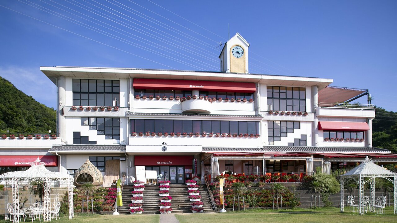 カフェ・スコーラの事業内容の写真1枚目