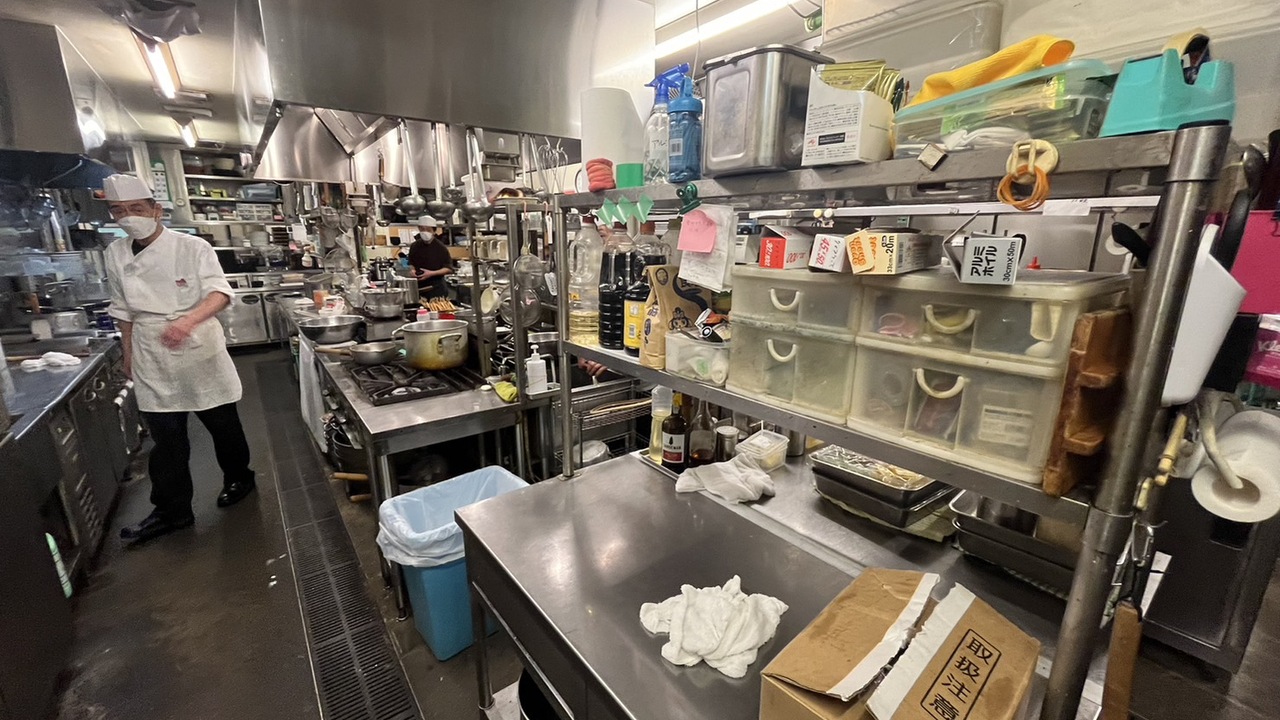 吉池食堂-寿司処 しゅん-で働く人の写真3枚目