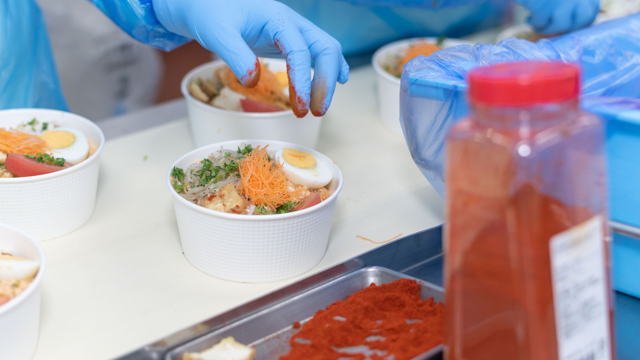 成城石井　セントラルキッチンのこだわりポイントの写真4枚目