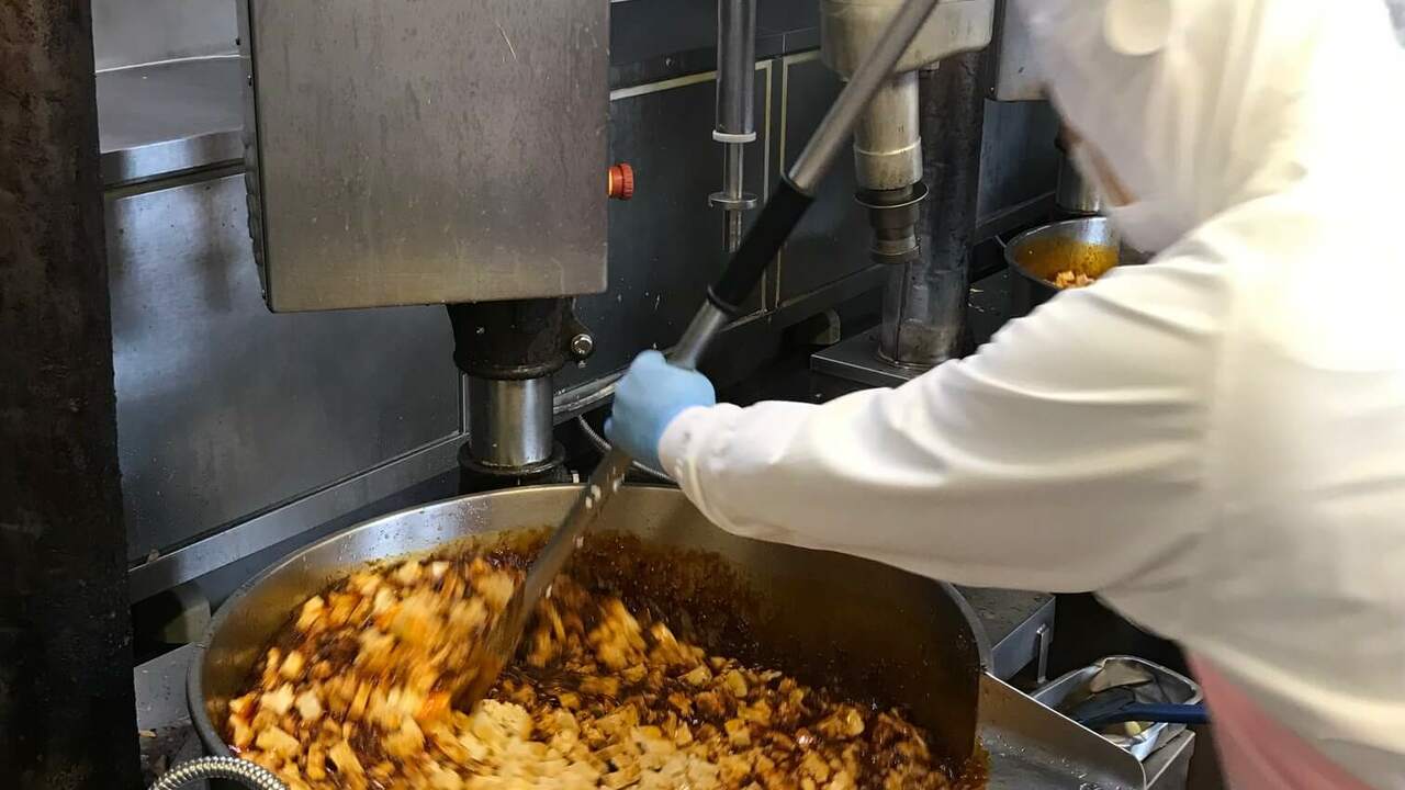 成城石井　セントラルキッチンの事業内容の写真3枚目