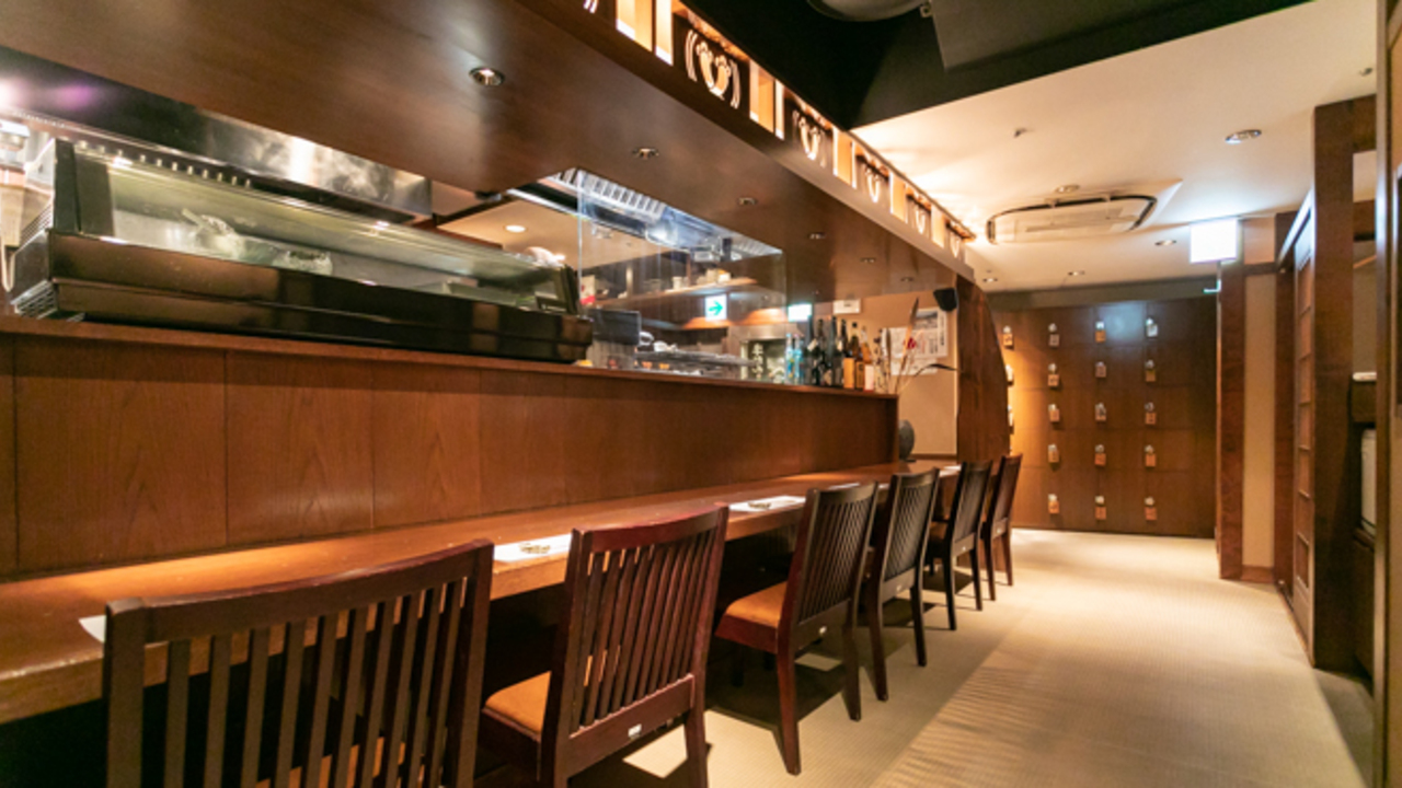 牛たん 鰹のわら焼き  べこやの事業内容の写真1枚目